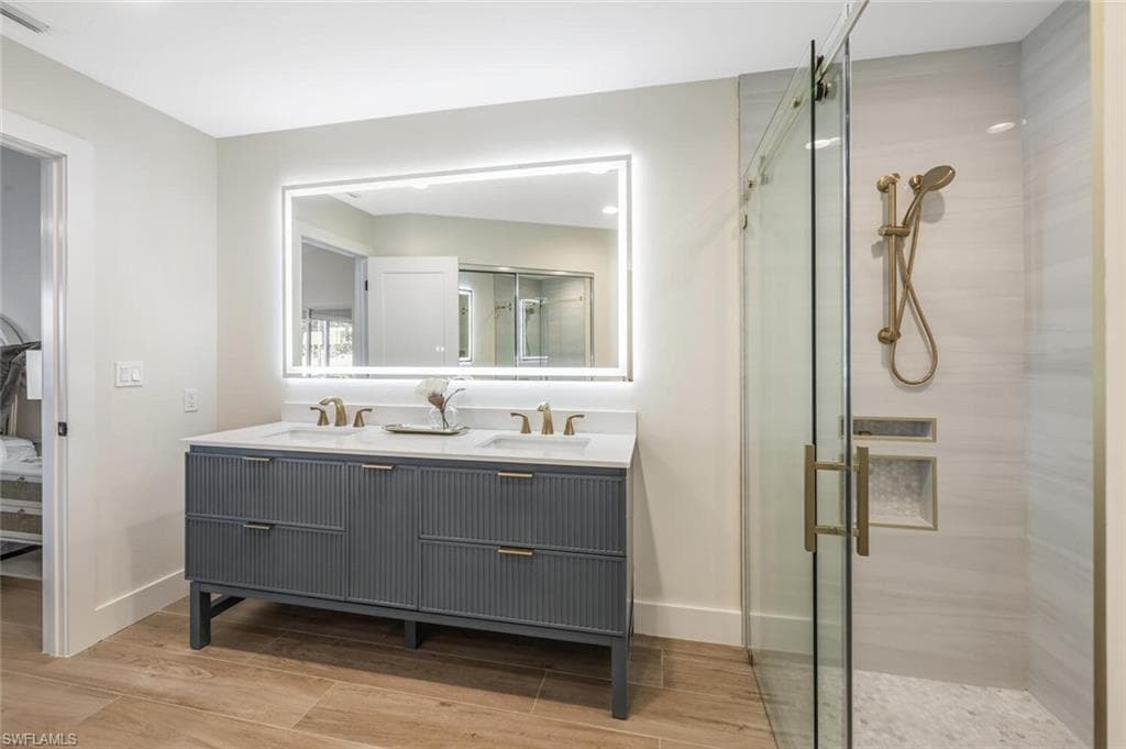 2604 Sailors Way 120, Naples, FL 34109-21