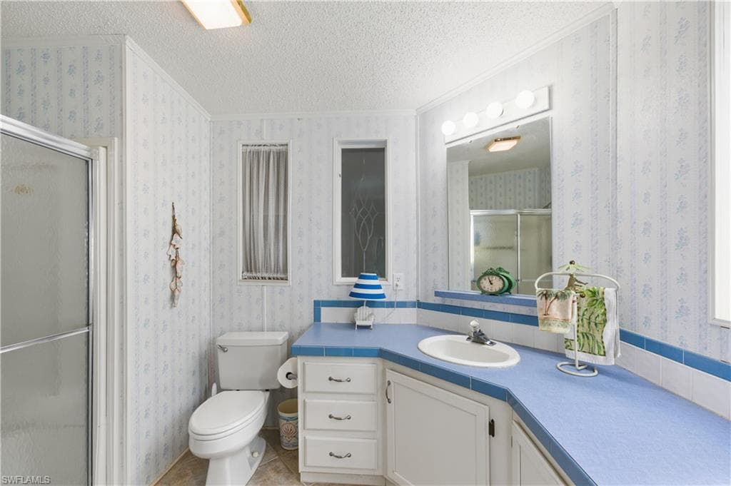 234 Riverwood Rd, Naples, FL 34114-21