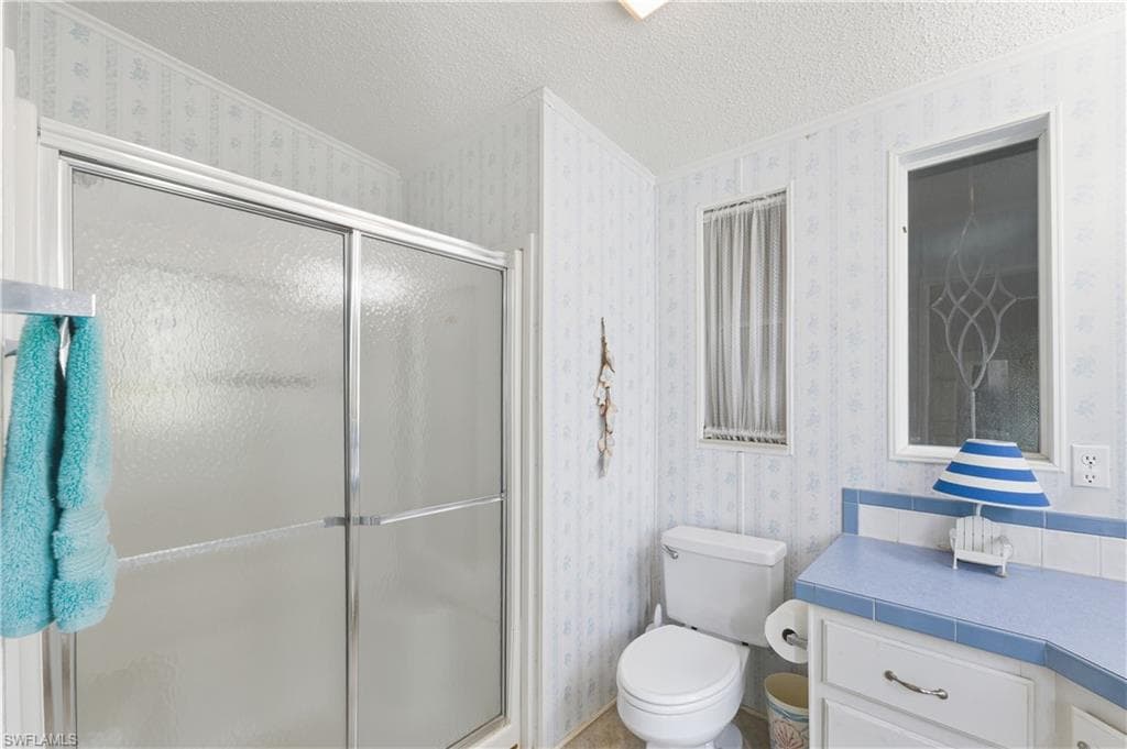 234 Riverwood Rd, Naples, FL 34114-24