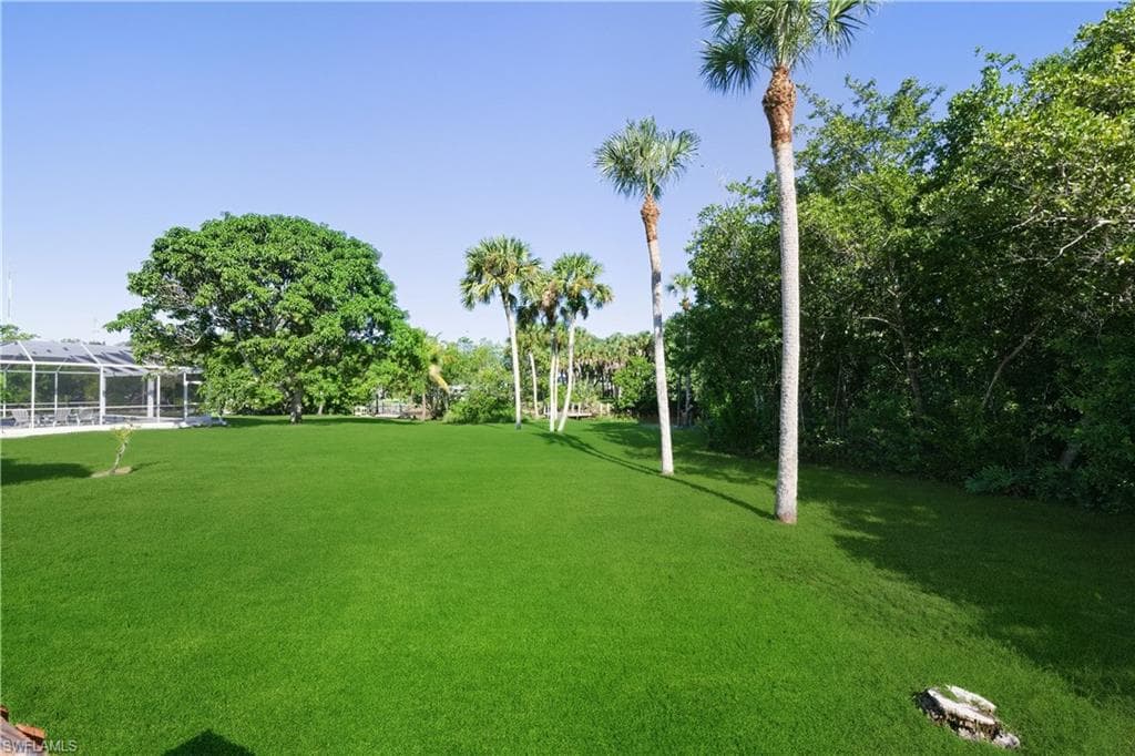 234 Riverwood Rd, Naples, FL 34114-34