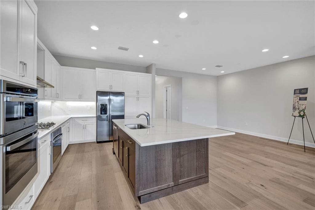 12704 Caballo Ct, Estero, FL 33928-9