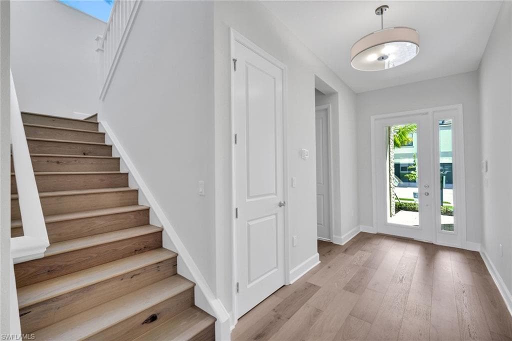 12704 Caballo Ct, Estero, FL 33928-3