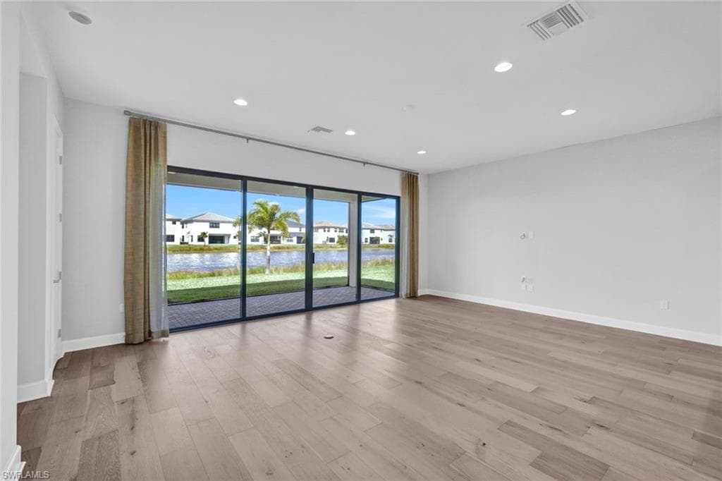 12704 Caballo Ct, Estero, FL 33928-4