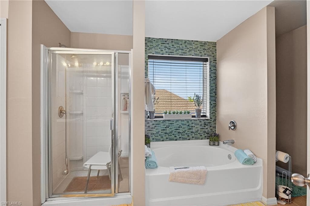 18105 Horizon View Blvd, Lehigh Acres, FL 33972-30