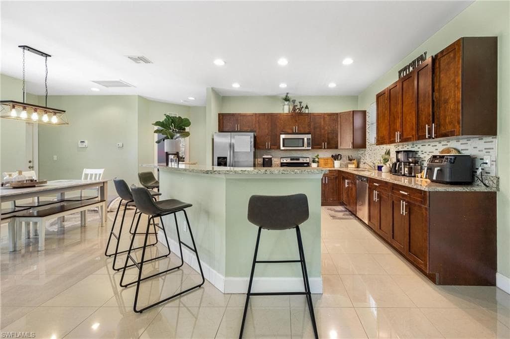 2754 22nd Ave NE, Naples, FL 34120-15