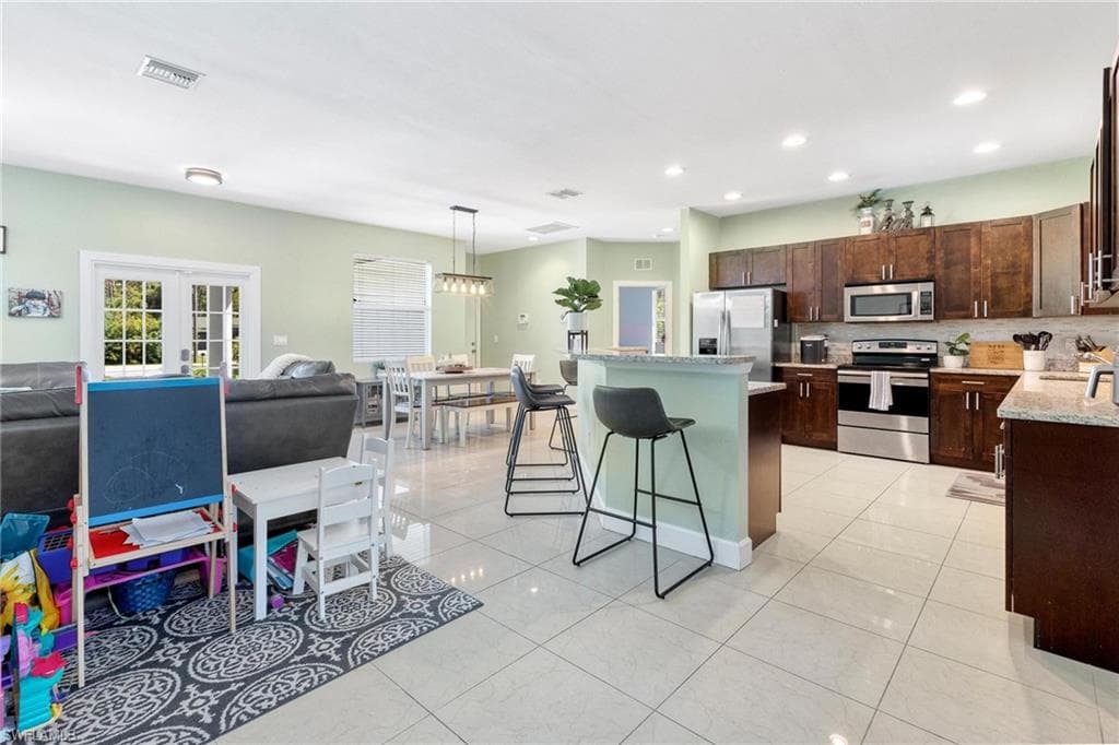 2754 22nd Ave NE, Naples, FL 34120-16