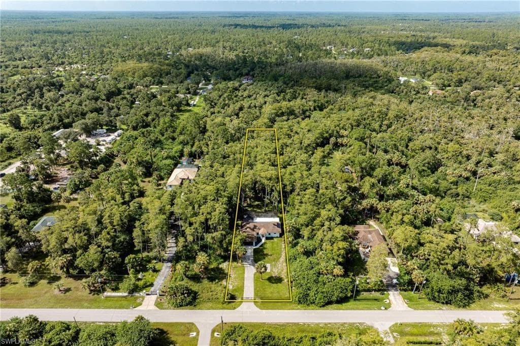 2754 22nd Ave NE, Naples, FL 34120-33