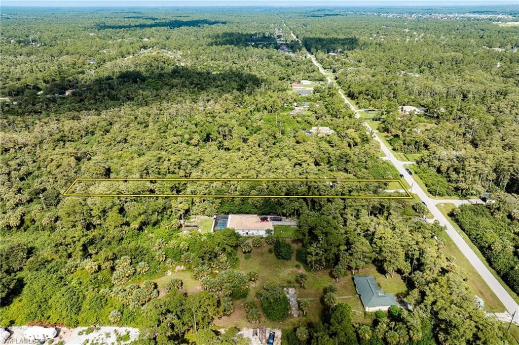 2754 22nd Ave NE, Naples, FL 34120-35