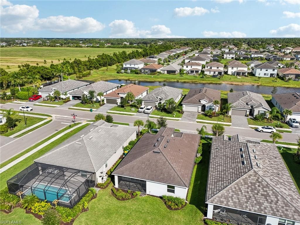 2445 Orchard St, Naples, FL 34120-30