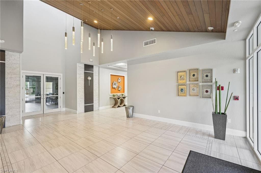 2445 Orchard St, Naples, FL 34120-33