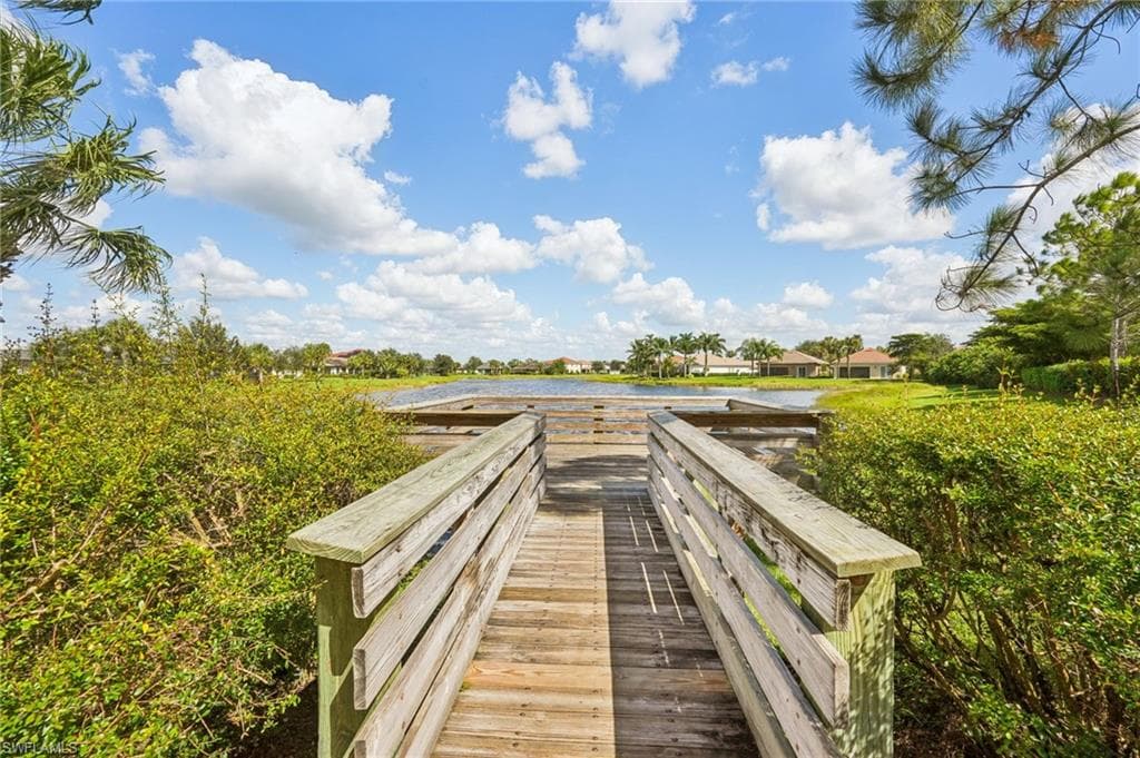 2445 Orchard St, Naples, FL 34120-46