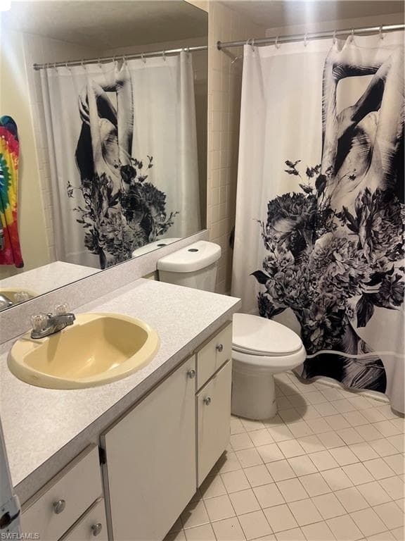 3560 Antarctic Cir 2202, Naples, FL 34112-21