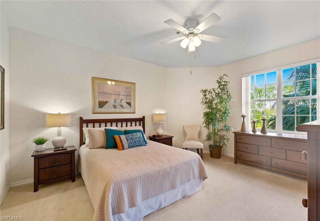 4863 Hampshire Ct 106, Naples, FL 34112-20