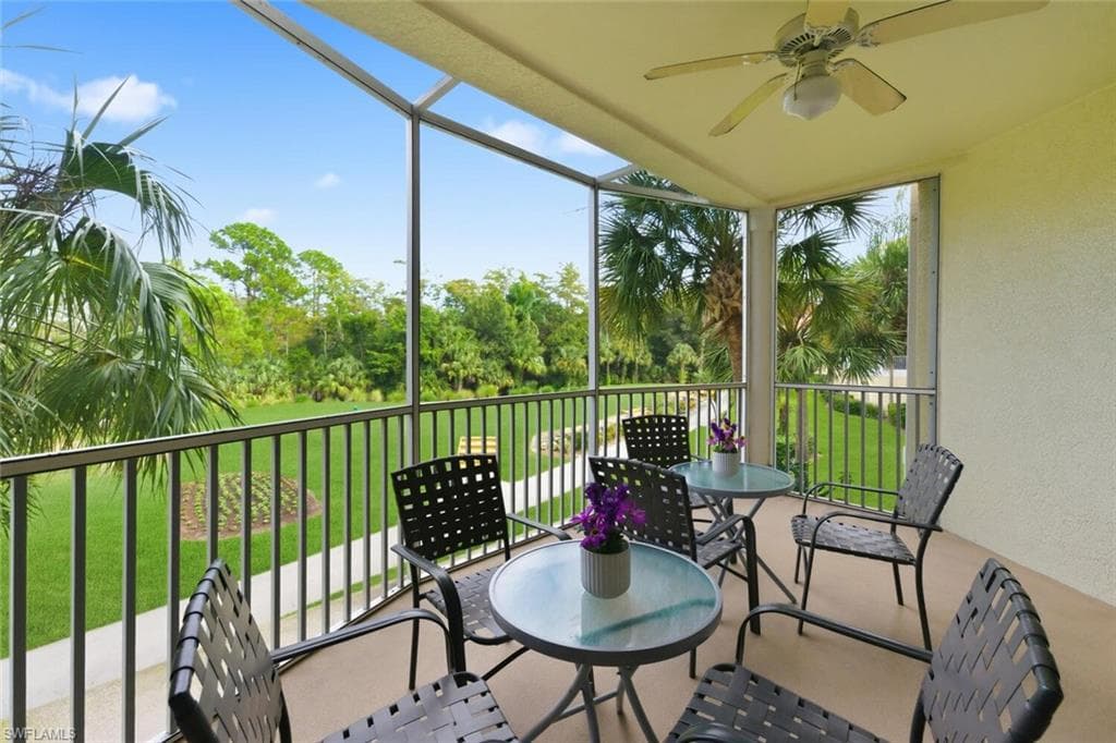 4863 Hampshire Ct 106, Naples, FL 34112-24