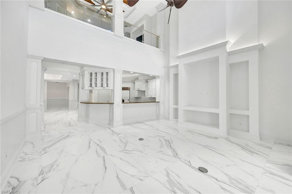 699 Fairway Ter, Naples, FL 34103-13