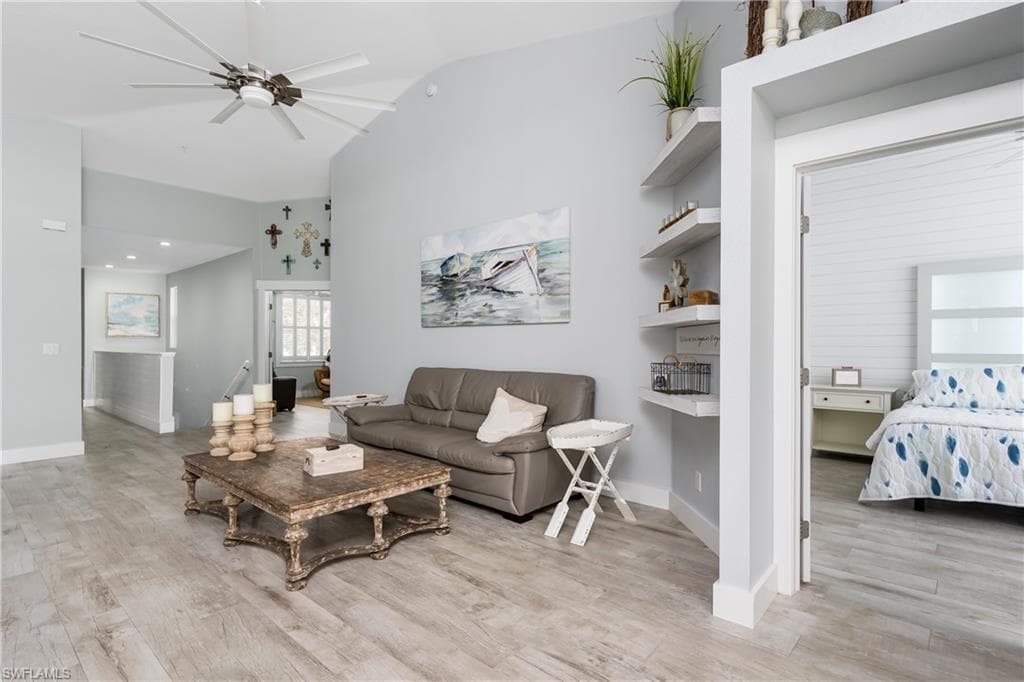 650 Lalique Cir 308, Naples, FL 34119-8