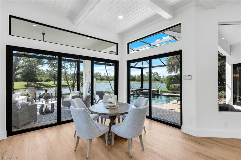 5092 Cerromar Dr, Naples, FL 34112-20