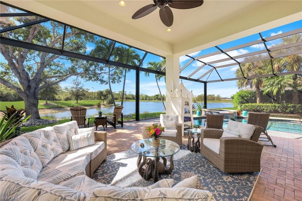 5092 Cerromar Dr, Naples, FL 34112-35