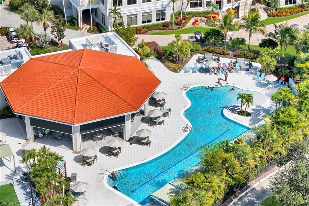 5092 Cerromar Dr, Naples, FL 34112-49