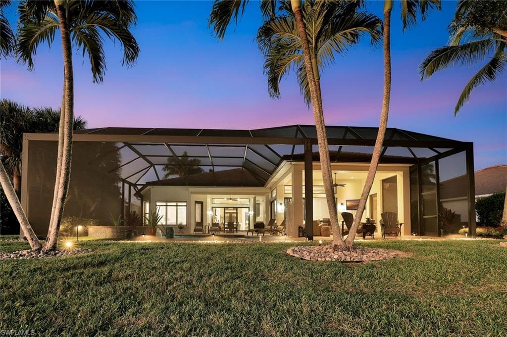 5092 Cerromar Dr, Naples, FL 34112-7