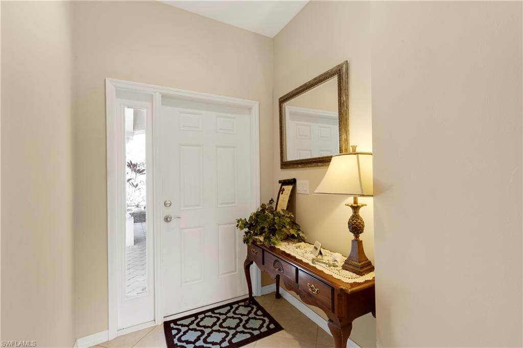 15116 Summit Place Cir 213, Naples, FL 34119-3