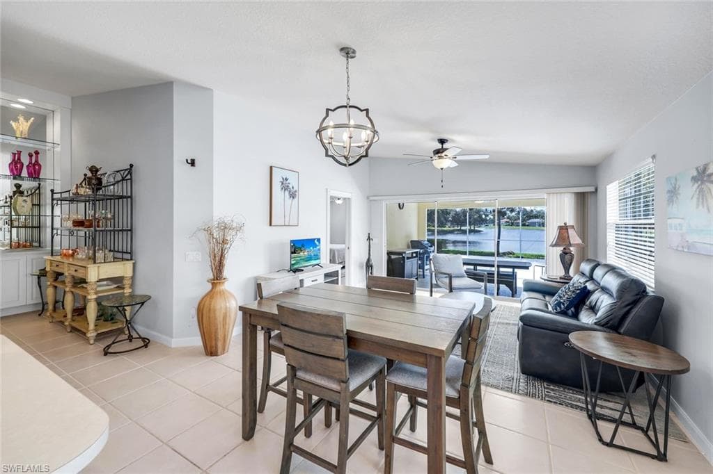 4251 Redonda Ln, Naples, FL 34119-16