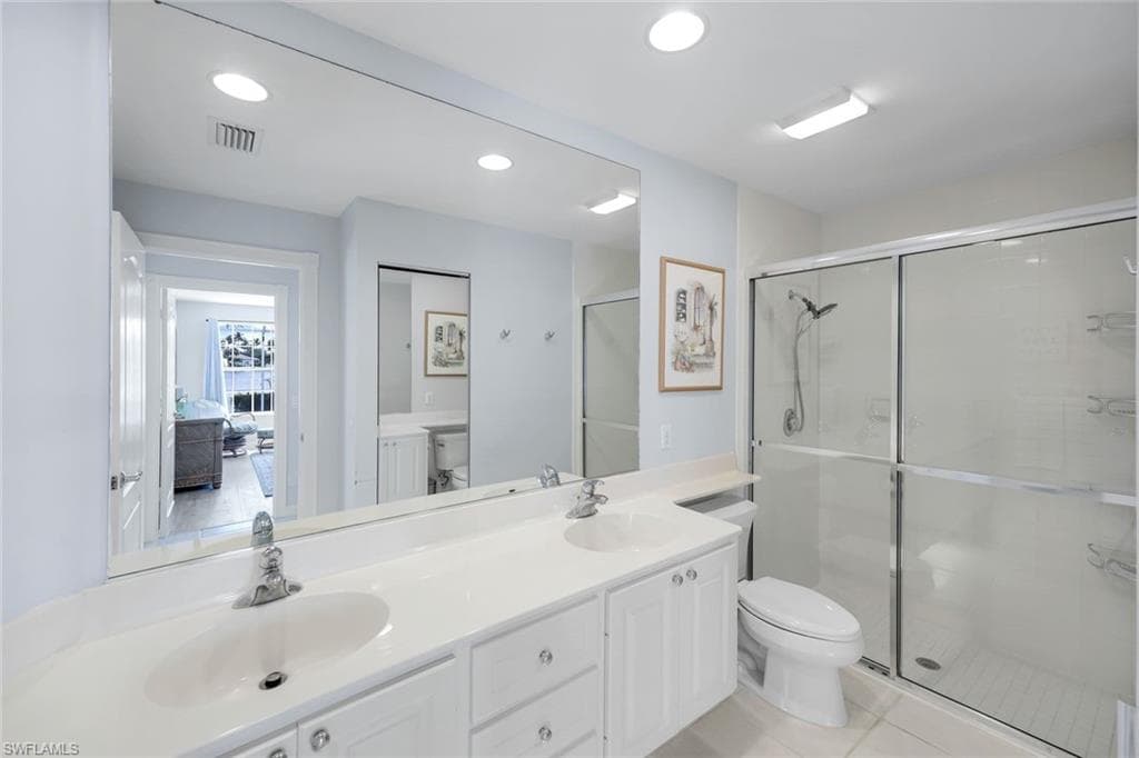 4251 Redonda Ln, Naples, FL 34119-21