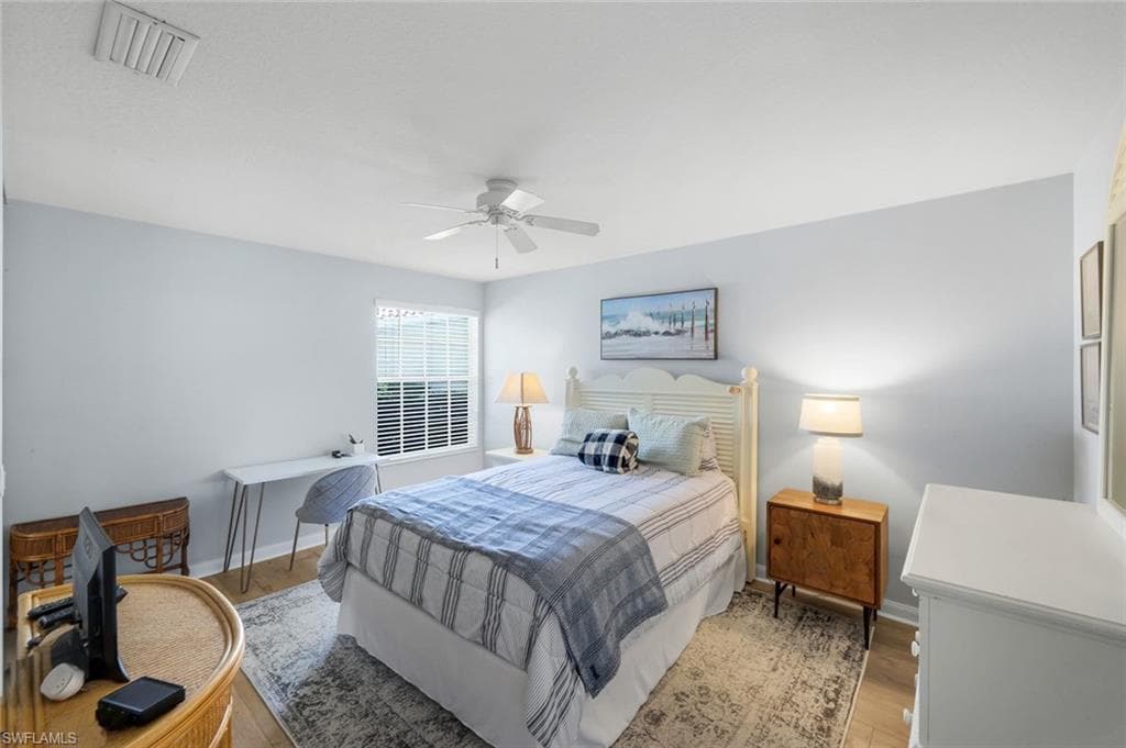 4251 Redonda Ln, Naples, FL 34119-22