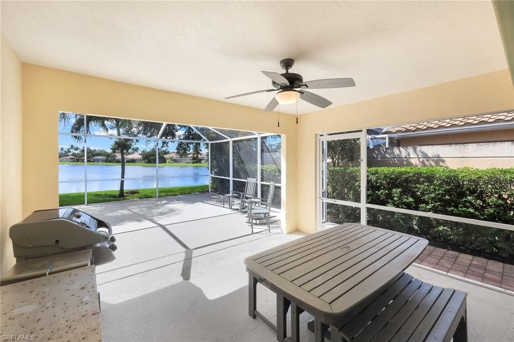 4251 Redonda Ln, Naples, FL 34119-25