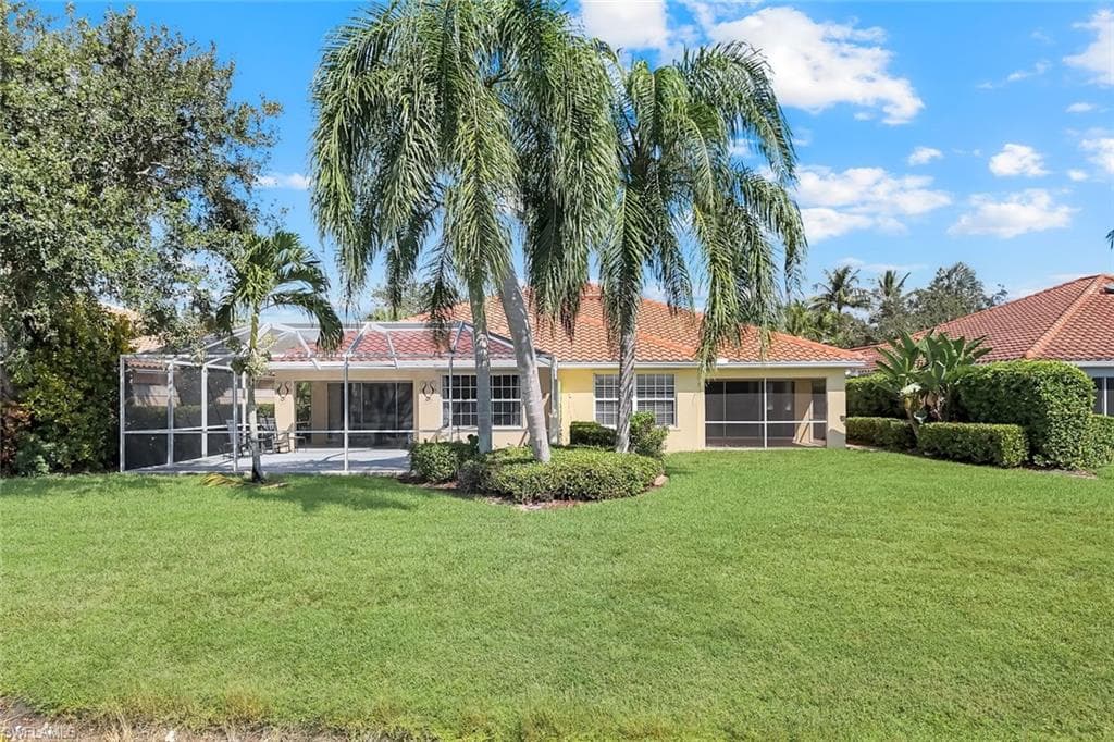 4251 Redonda Ln, Naples, FL 34119-32