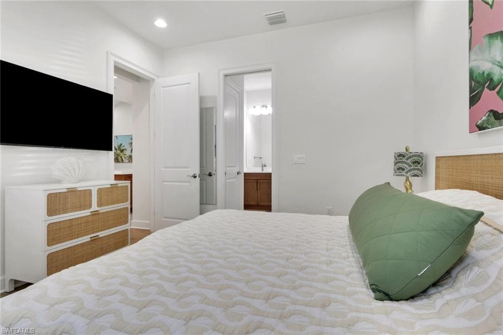 7014 Saona Ct, Naples, FL 34113-17