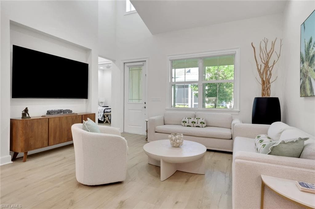 7014 Saona Ct, Naples, FL 34113-6