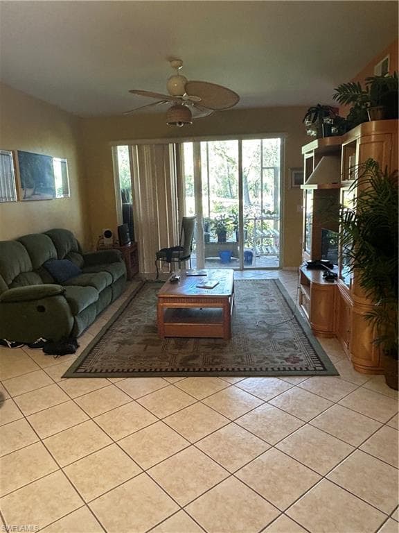 3545 Laurel Greens Ln N 103, Naples, FL 34119-9