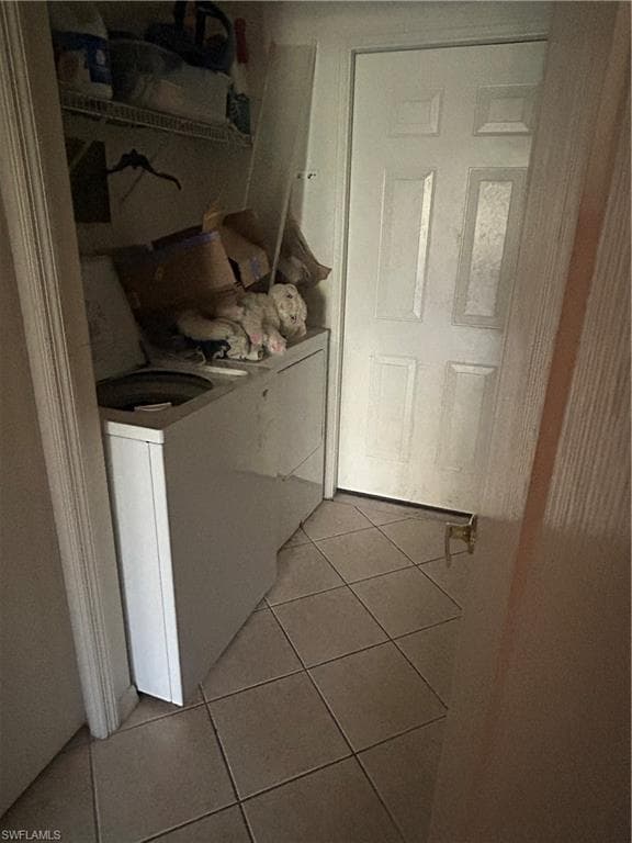 3545 Laurel Greens Ln N 103, Naples, FL 34119-27