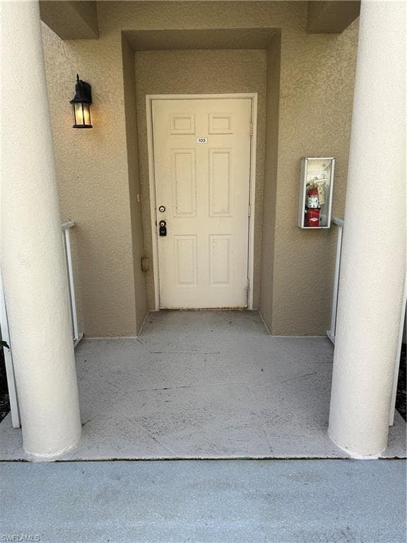 3545 Laurel Greens Ln N 103, Naples, FL 34119-1