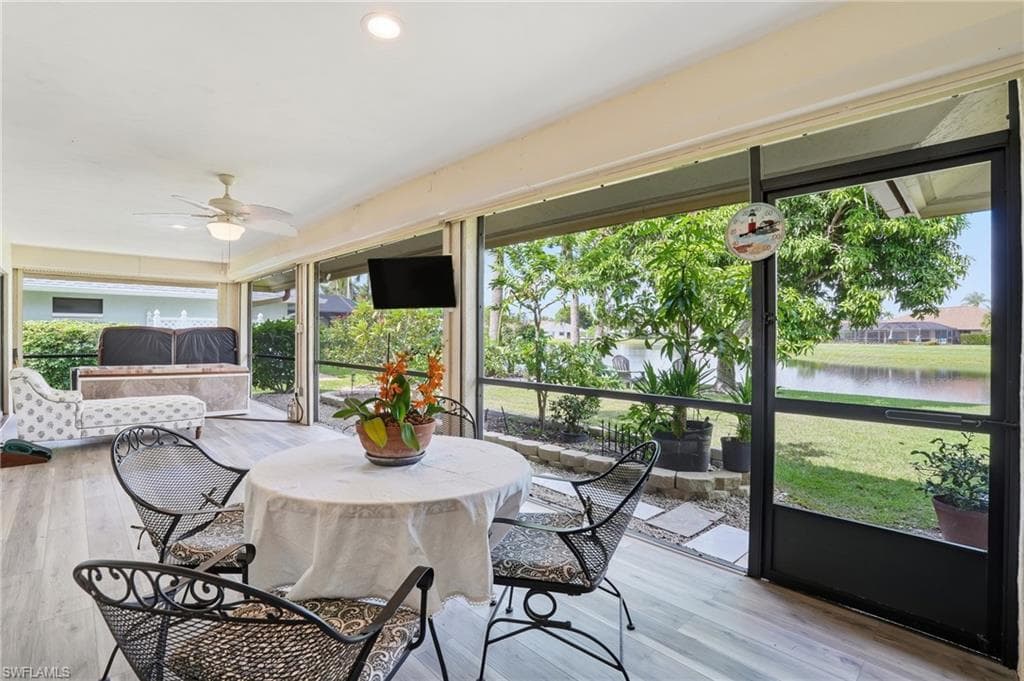 9542 Campbell Cir, Naples, FL 34109-13