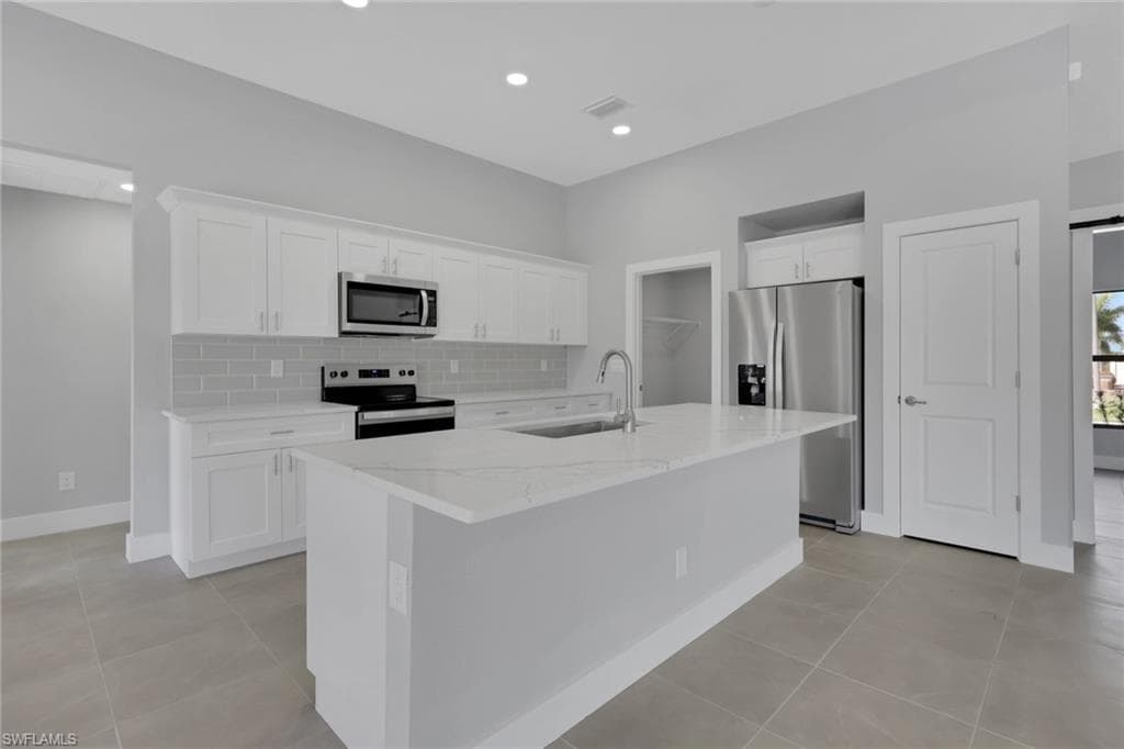 3545 41st Ave, Cape Coral, FL 33993-9