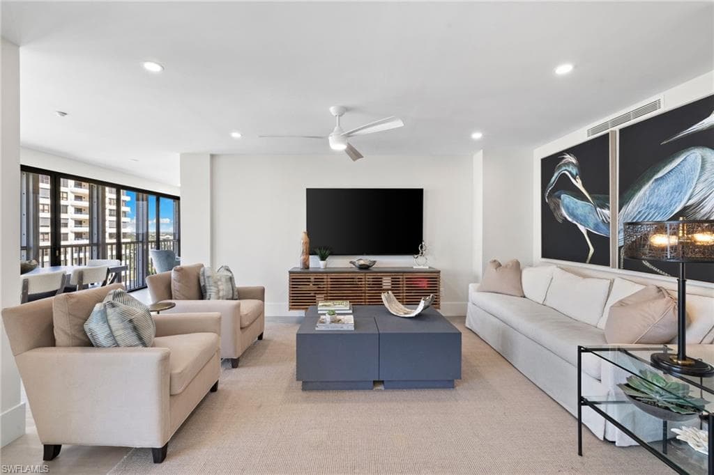 4401 Gulf Shore Blvd N 1606, Naples, FL 34103-10