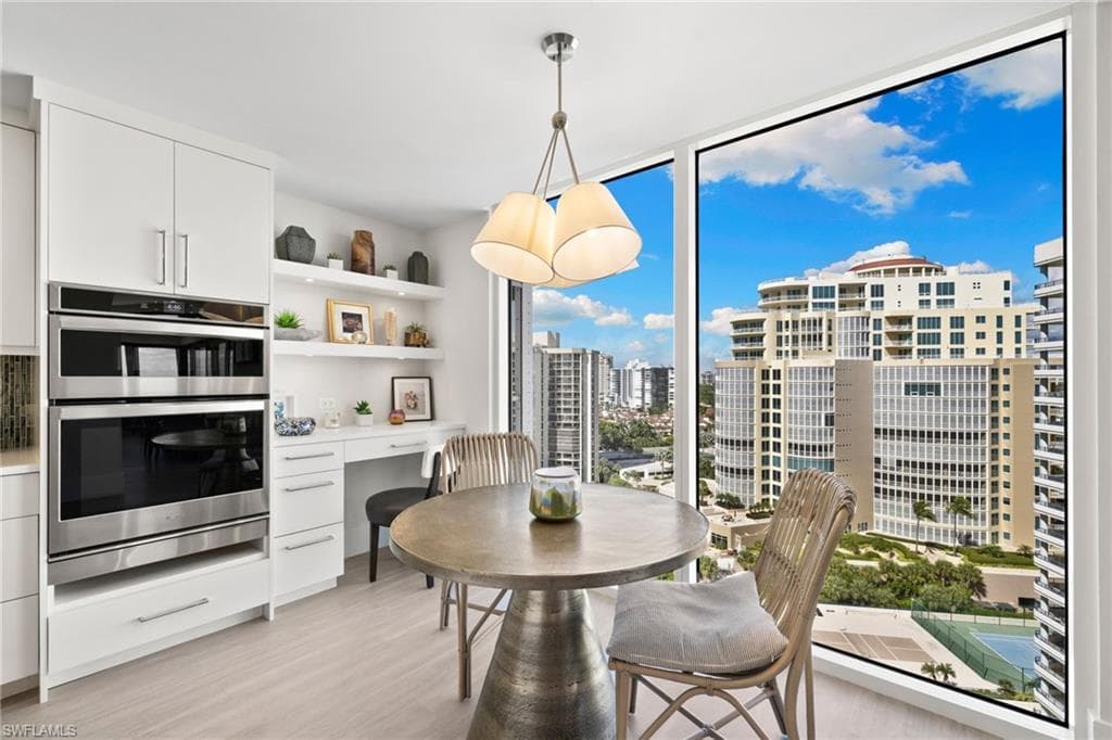 4401 Gulf Shore Blvd N 1606, Naples, FL 34103-6