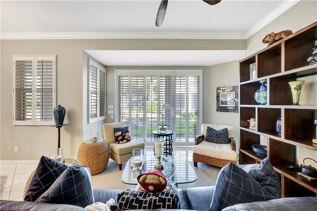 2100 L Ambiance Cir 101, Naples, FL 34108-11