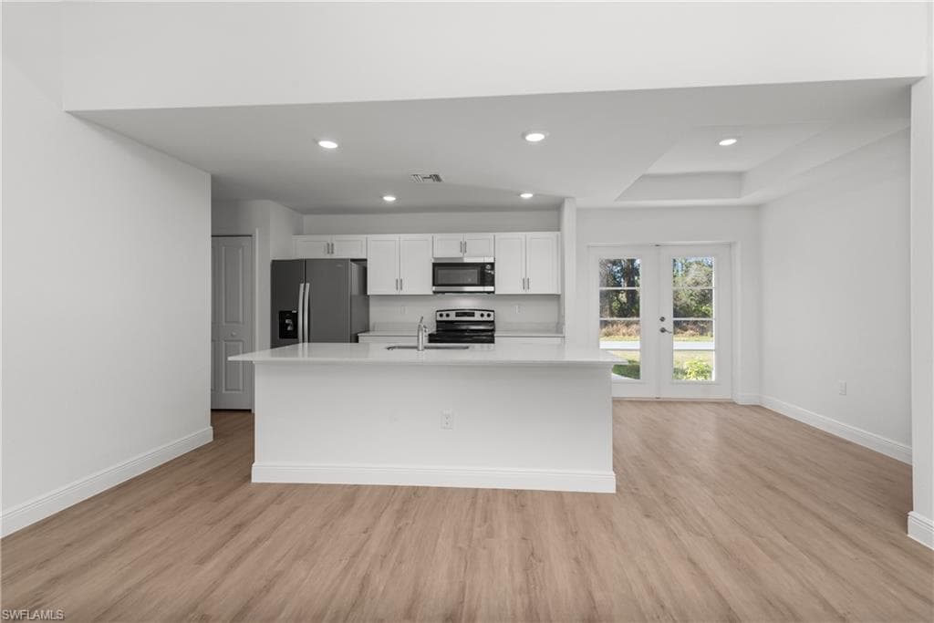 2202 9th Ave, Cape Coral, FL 33993-3