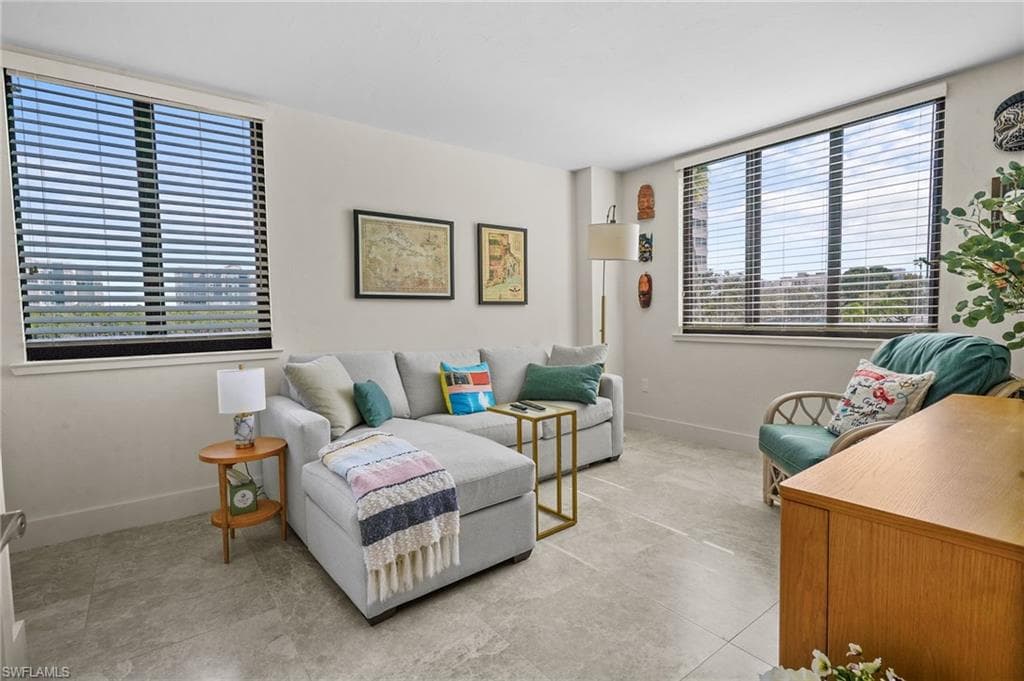 17 Bluebill Ave 101, Naples, FL 34108-19