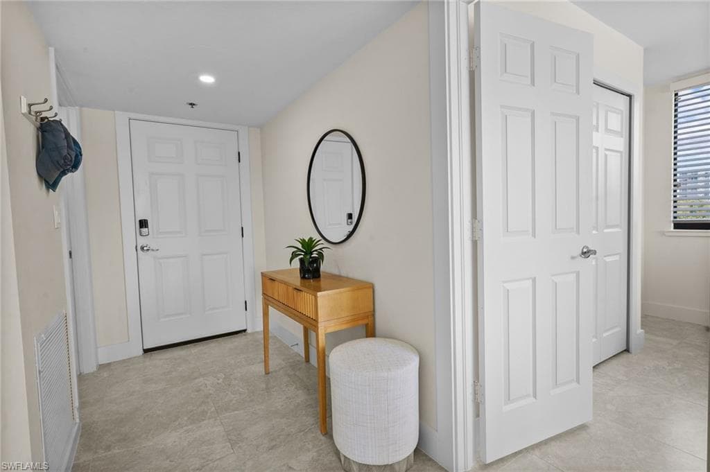 17 Bluebill Ave 101, Naples, FL 34108-23