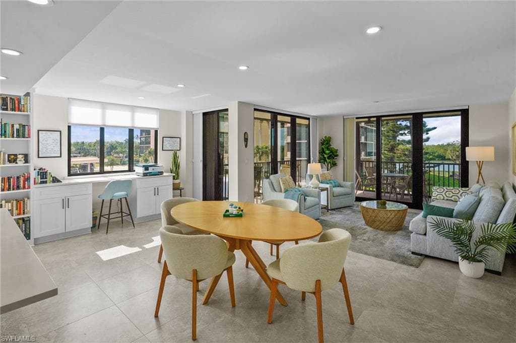 17 Bluebill Ave 101, Naples, FL 34108-1