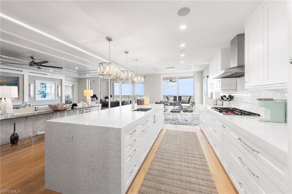 13915 Old Coast Rd 1706, Naples, FL 34110-12