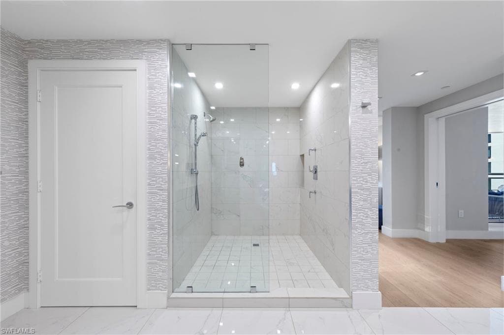 13915 Old Coast Rd 1706, Naples, FL 34110-18