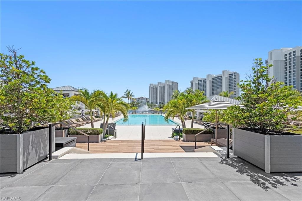 13915 Old Coast Rd 1706, Naples, FL 34110-33