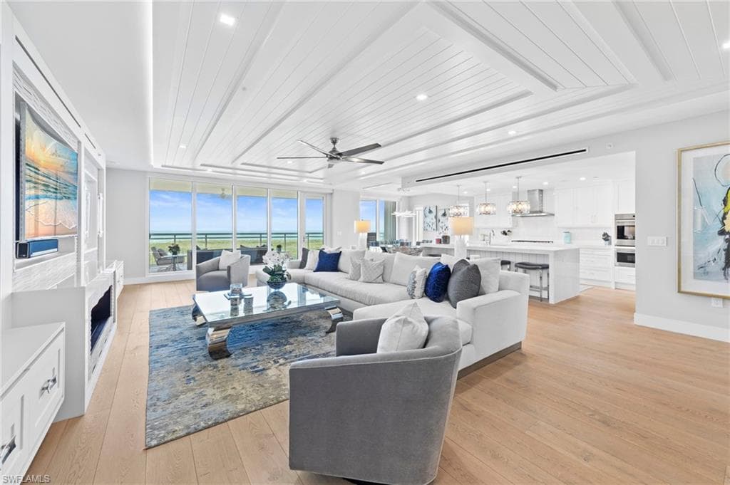 13915 Old Coast Rd 1706, Naples, FL 34110-2