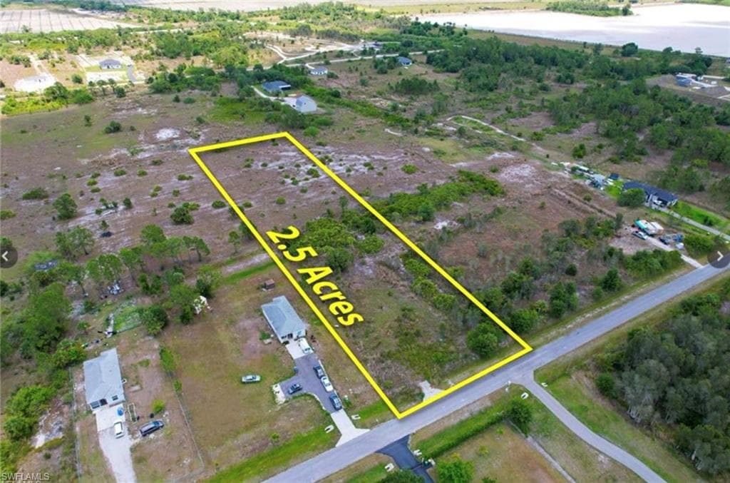 4267 70th Ave NE, Naples, FL 34120-1