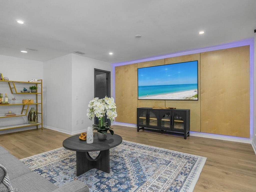 5311 Hickory Wood Dr, Naples, FL 34119-13